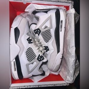 Jordan Retro 4s